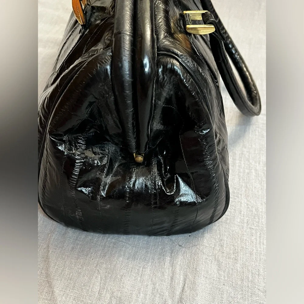 Vintage 70s satchel